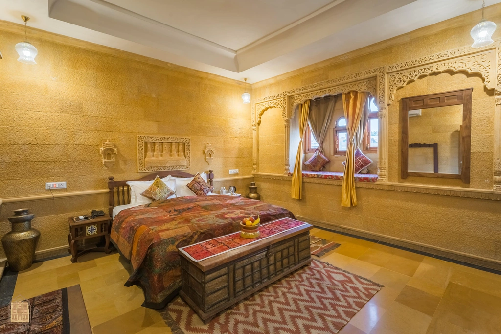 Rang Niwas Hotel